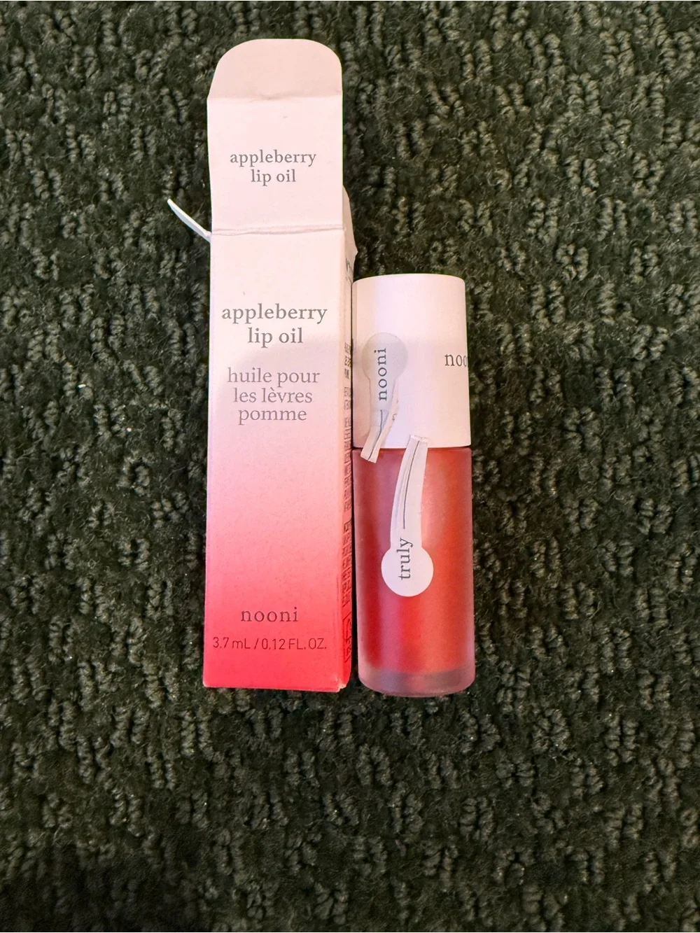 Nooni Appleberry Lip Oil in Truly Pink